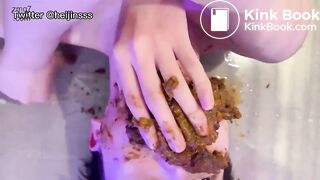 Asian Scat Femdom - video 4