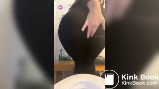 Girl pooping on toilet - video 7