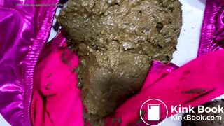 Big poop in shiny red panties