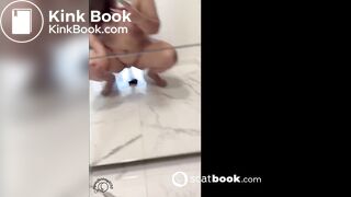 Girl pooping - video 769