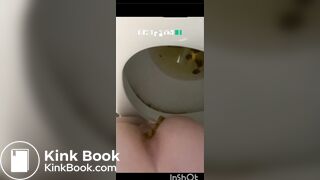 Pooping - video 658