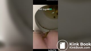 Pooping - video 658