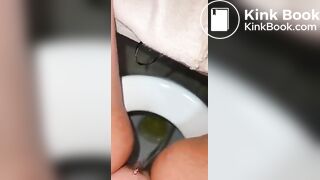 Girl pooping on toilet - video 10
