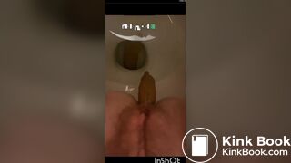 Pooping - video 656