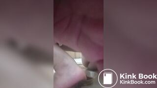 BRASILEIRA CAGANDO NO PRATO