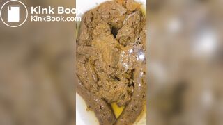 Echando una gran cagada para mi negra