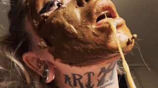 Dirty and pretty @scatdark