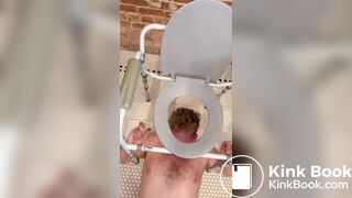 Toilet slave - video 127
