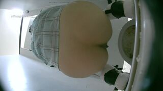 chinese beautiful girl toilet diarrhea