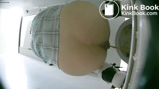 chinese beautiful girl toilet diarrhea