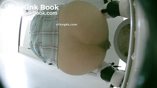 chinese beautiful girl toilet diarrhea