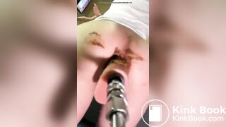 Scat fuck machine - video 2