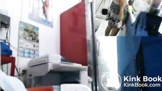 Grávida se cagou e mijou muito no consolo!