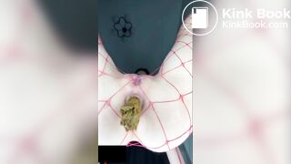 Cute girl shitting - video 34