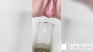 Girl pooping on toilet - video 145