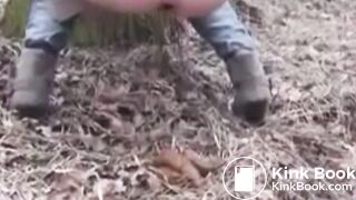 Desperate teen poops in public park