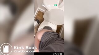 Pooping - video 644