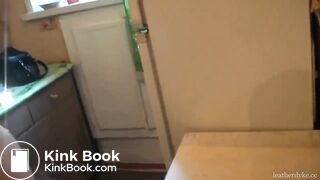 Hot girl shitting - video 179