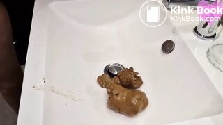 ❤️SKATT IN BATHROOM SINK❤️