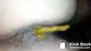 My SSBBW friend shitting for me in the bathtub again