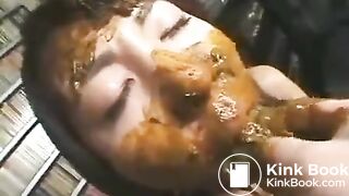 Japan Scat Eating Girl 1
