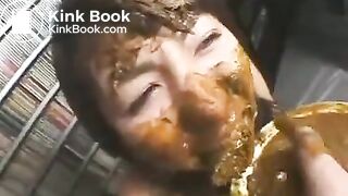 Japan Scat Eating Girl 1