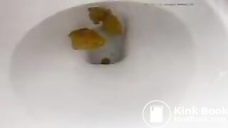 Girl takes a quick dump