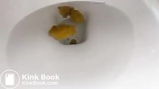 Girl takes a quick dump