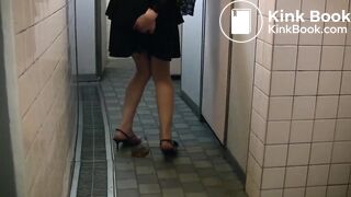 Girl can't hold her poop