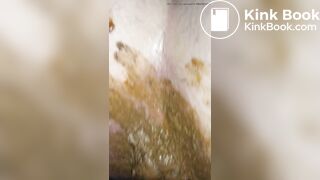 SSBBW friend shitting outdoors