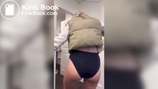 Girl poop - video 208
