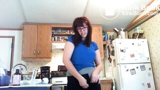 Hot girl masturbating and shitting - video 12