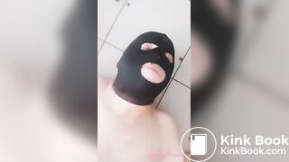 The taste from the feminine poop