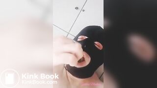 The taste from the feminine poop