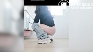 Asian girls excrete feces58