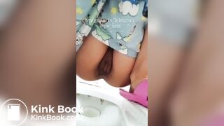 Sexy Shitting iranian girl