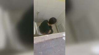 Toilet pooping - video 147