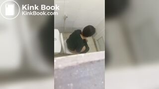 Toilet pooping - video 147
