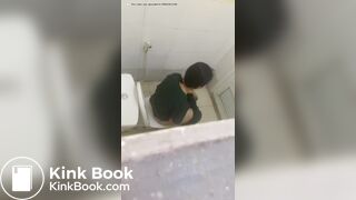 Toilet pooping - video 147