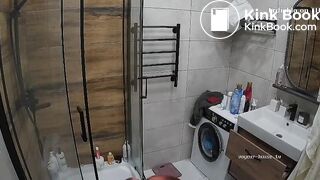 woman who shits and farts and moans fantastic