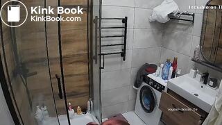 woman who shits and farts and moans fantastic