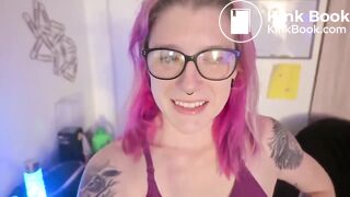 One of my favorite scat girl hot shitting - video 9