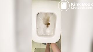 thicc Russian beauty with big ass takes a shit