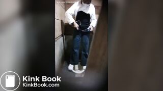 Hijab Poop in Cafe Toilet