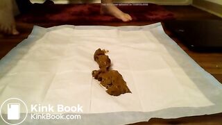 Girl poop - video 211