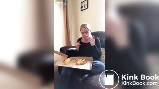 Hot girl shitting on pizza - video 3