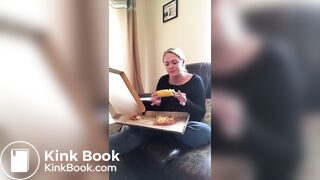 Hot girl shitting on pizza - video 3