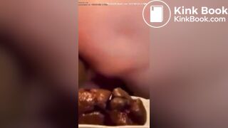 Loirinha cagando grosso