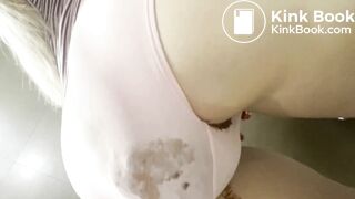 Huge poop in pink panties - video 4