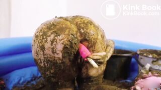 Scat play with extreme lot of shit -short video